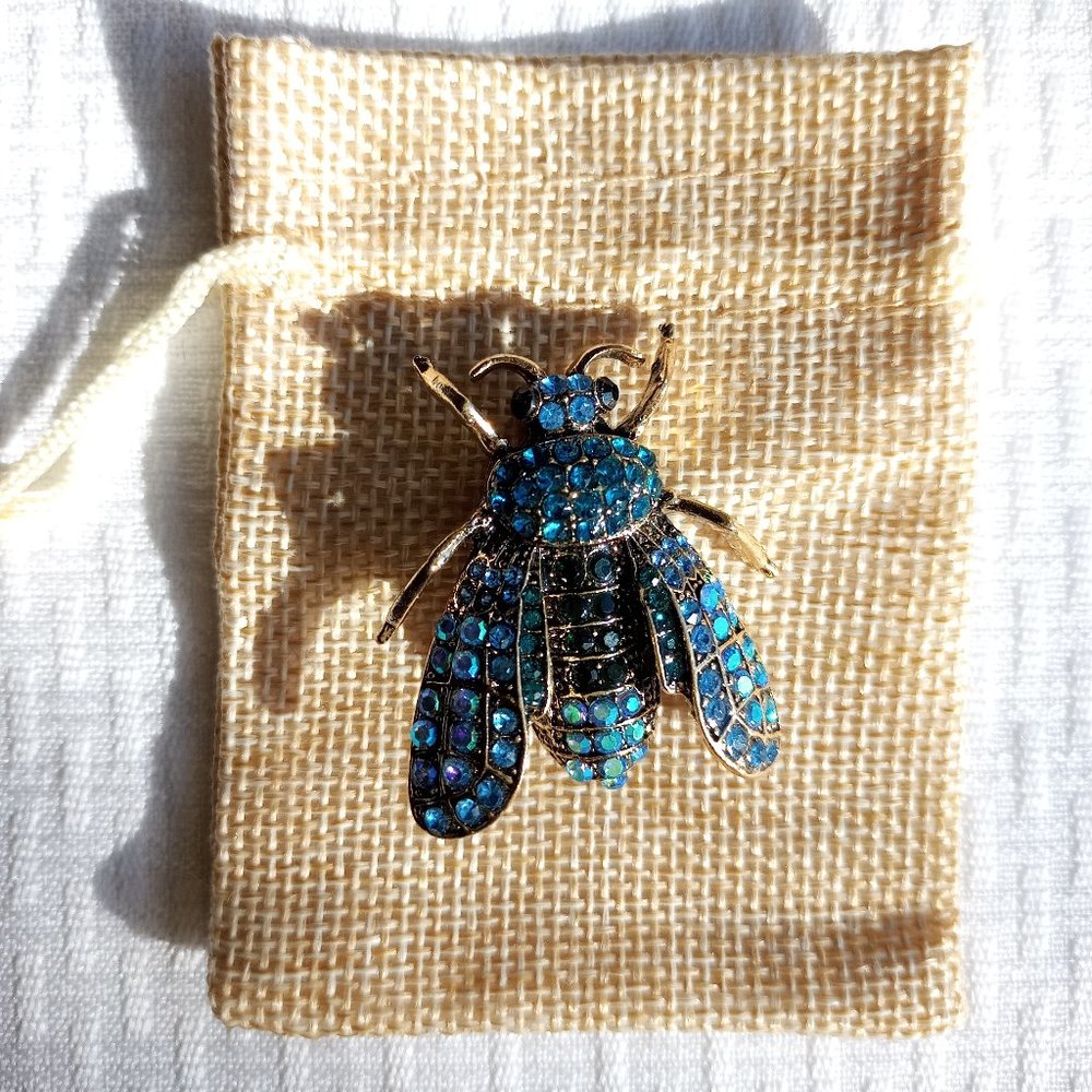 Blue Fly Bug Rhinestone Pin Broach - Picture 2 of 3